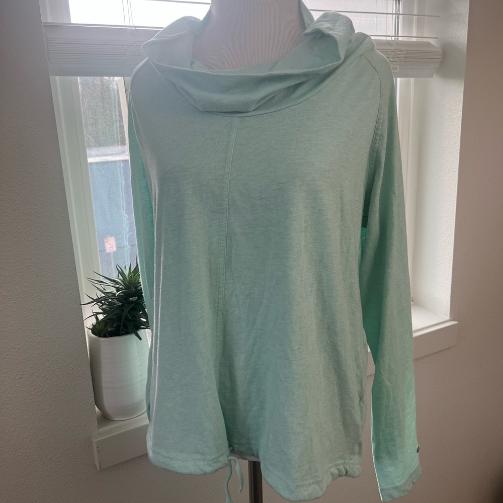 Columbia pullover
